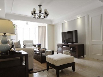 開闊休閑美式120平米三居室客廳電視背景墻裝修效果圖