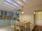 舒適清爽田園風格120平米三居室餐廳吊頂裝修效果圖