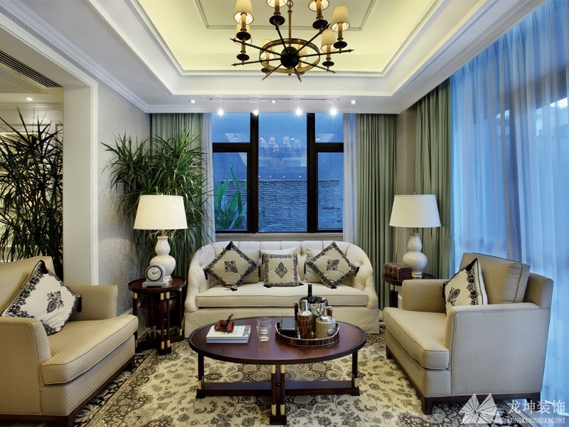 歐式優雅大氣130平米三居室裝修效果圖