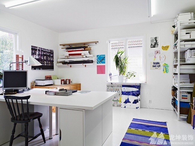 北歐創意多彩120平米復式書房背景墻裝修效果圖