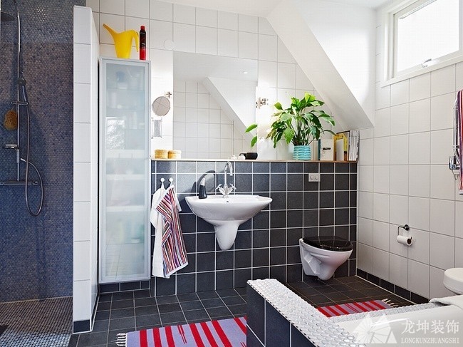 北歐創意多彩120平米復式衛生間裝修效果圖