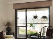 中式緊密連貫90平米二居室陽臺裝修效果圖