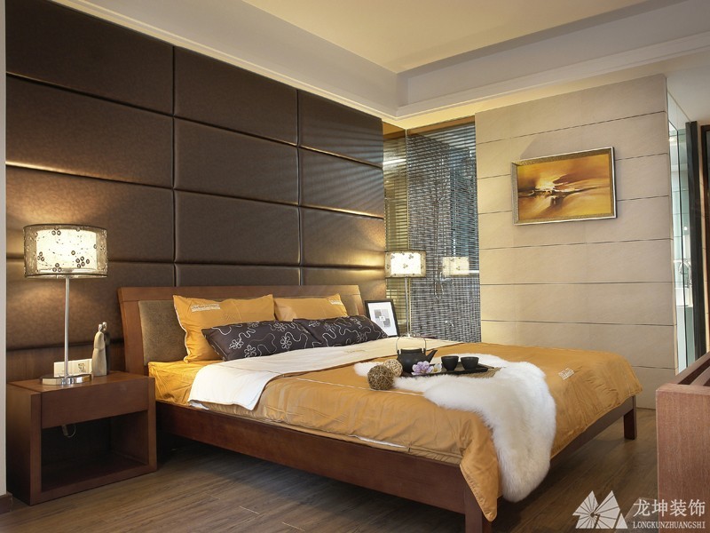 深沉韻味中式風格110平米三居室臥室背景墻裝修效果圖