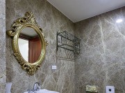 精致潔白歐式田園70平米小戶型衛生間浴室柜裝修效果圖