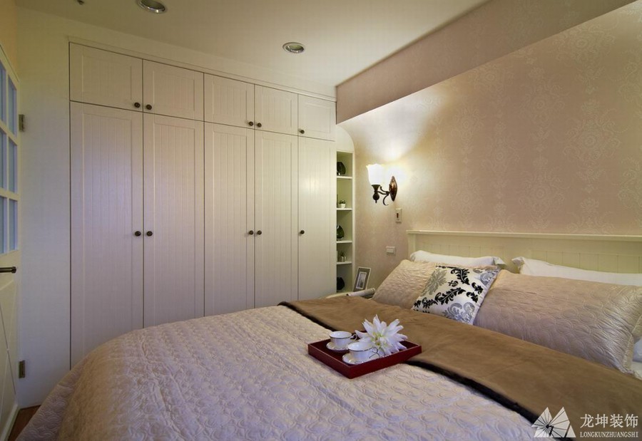 雅致鄉村田園風格70平米一居室臥室背景墻裝修效果圖