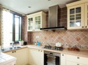 優(yōu)雅浪漫田園風格95平米二居室廚房櫥柜裝修效果圖