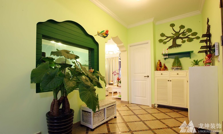 美式溫馨田園風格110平米三居室玄關過道裝修效果圖