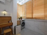 現(xiàn)代唯美簡(jiǎn)約風(fēng)格90平米二居室陽臺(tái)裝修效果圖