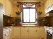 現(xiàn)代美式田園風格240平米別墅廚房櫥柜裝修效果圖