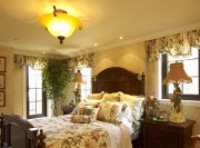 現(xiàn)代美式田園風格240平米別墅臥室吊頂裝修效果圖