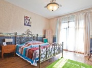 原木精致田園風格220平米別墅臥室吊頂裝修效果圖