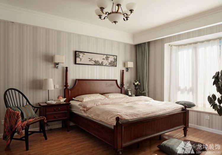 恬淡雅致美式120平米三居室臥室背景墻裝修效果圖