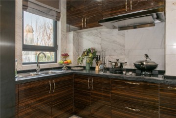 奢華大氣風格三居室裝修效果圖