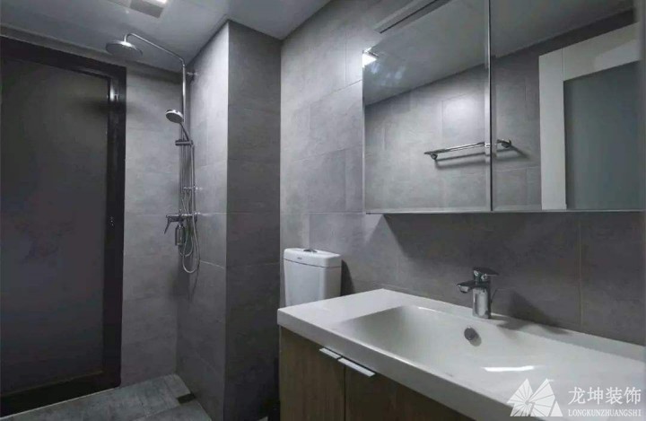 現代方形衛生間布局